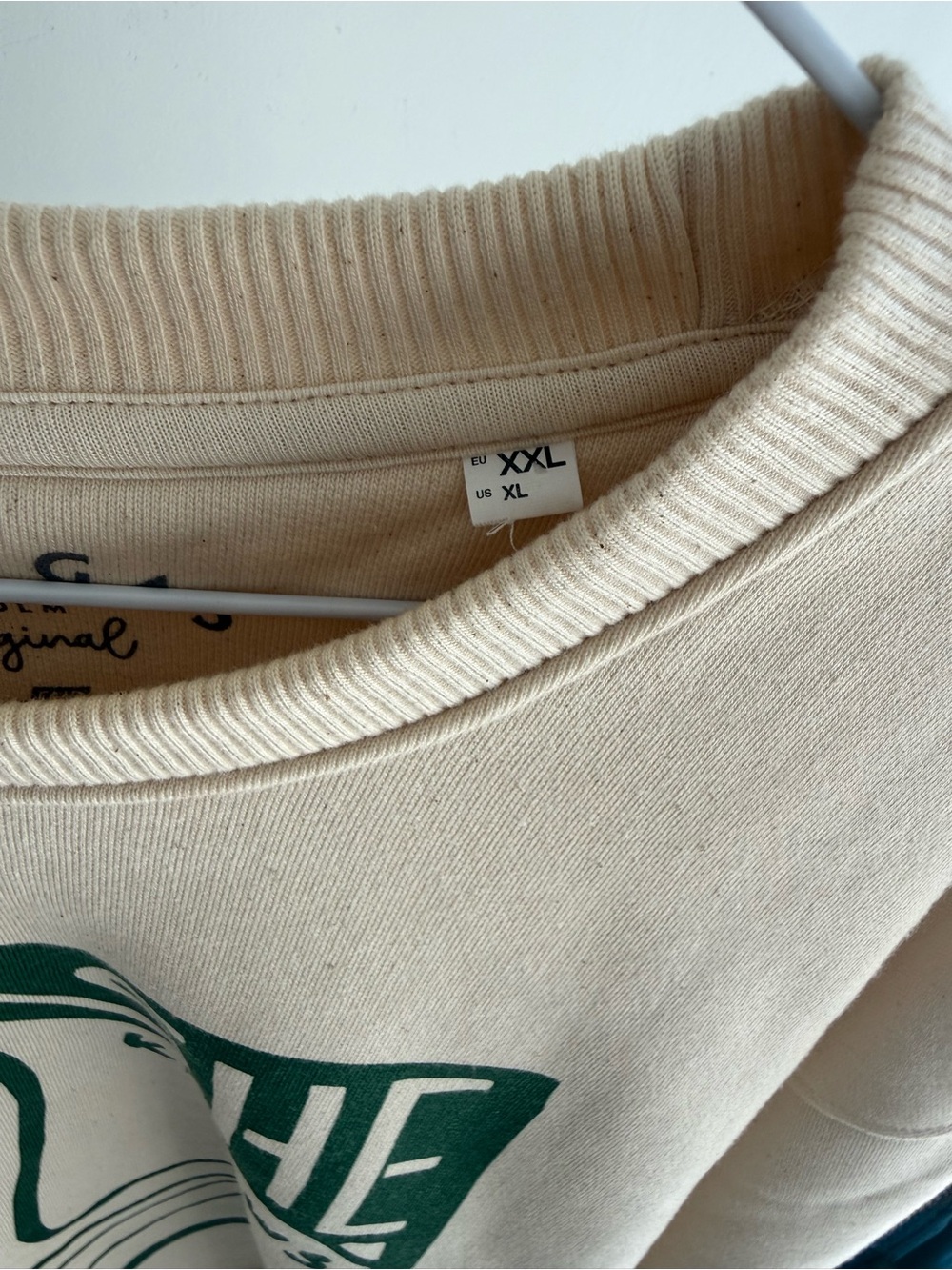 She Knows-Cream Graphic Oversized Heavy Sweatshirt by Forgas- organic cotton - Picture 3 of 7